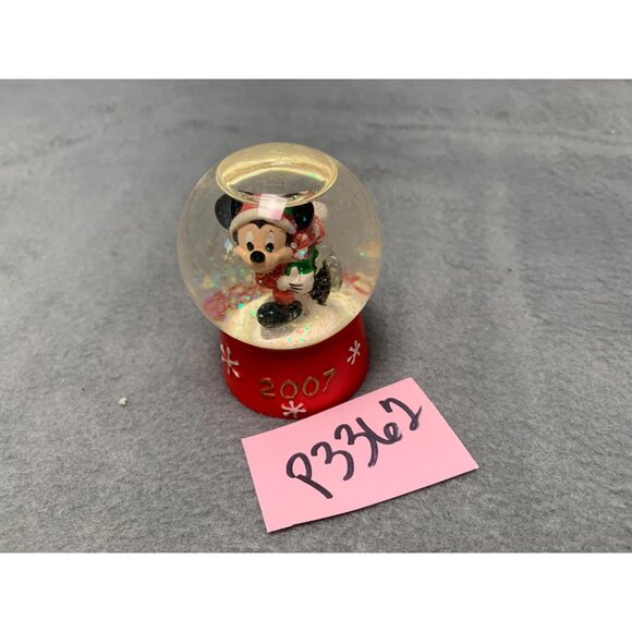 Disney 2007 Mickey Mouse Christmas Snow Globe Red Base Exclusive For JCPenney - Picture 6 of 6